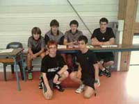 - de 14 garçons